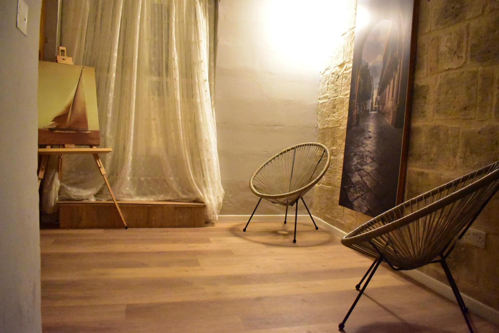 Grand Arcanum Apartment 2 - Comfortable And Elegant 센글리아 외부 사진